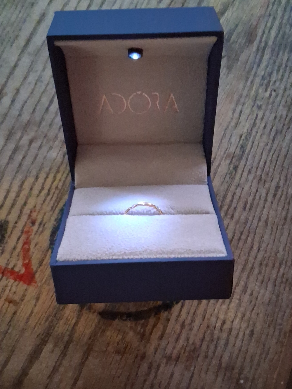 ADORA Rose Gold Twisted Accent Ring
